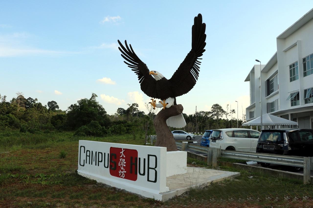 Place2Stay @ Campus Hub Kota Samarahan Eksteriør bilde